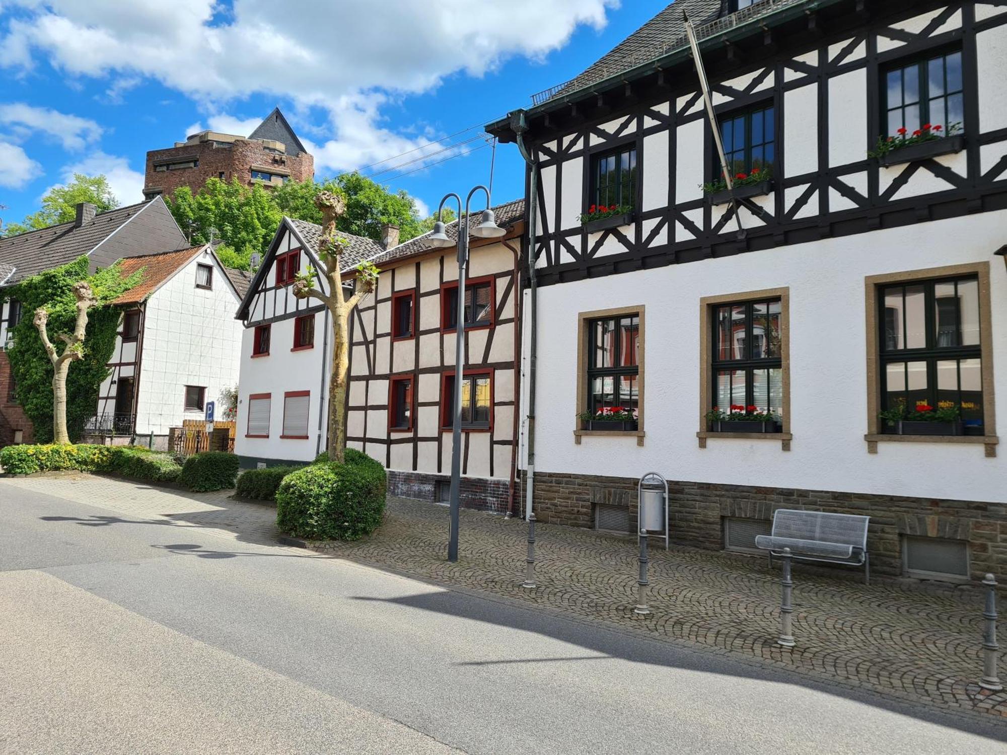 Ferienwohnung Am Rathaus Heimbach Exteriör bild